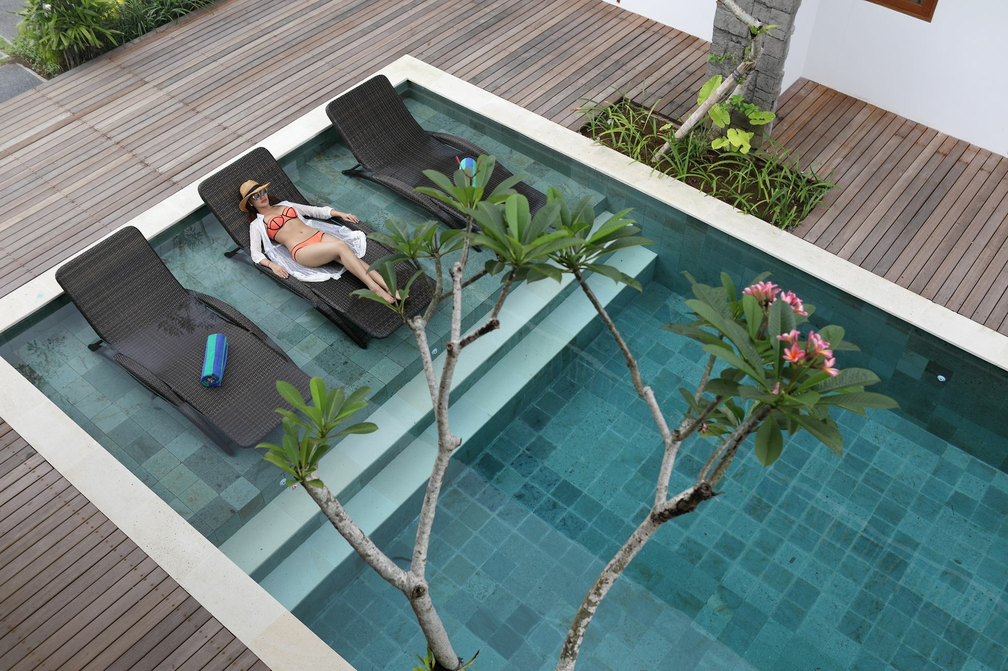 Mahana Living Denpasar  Exterior photo