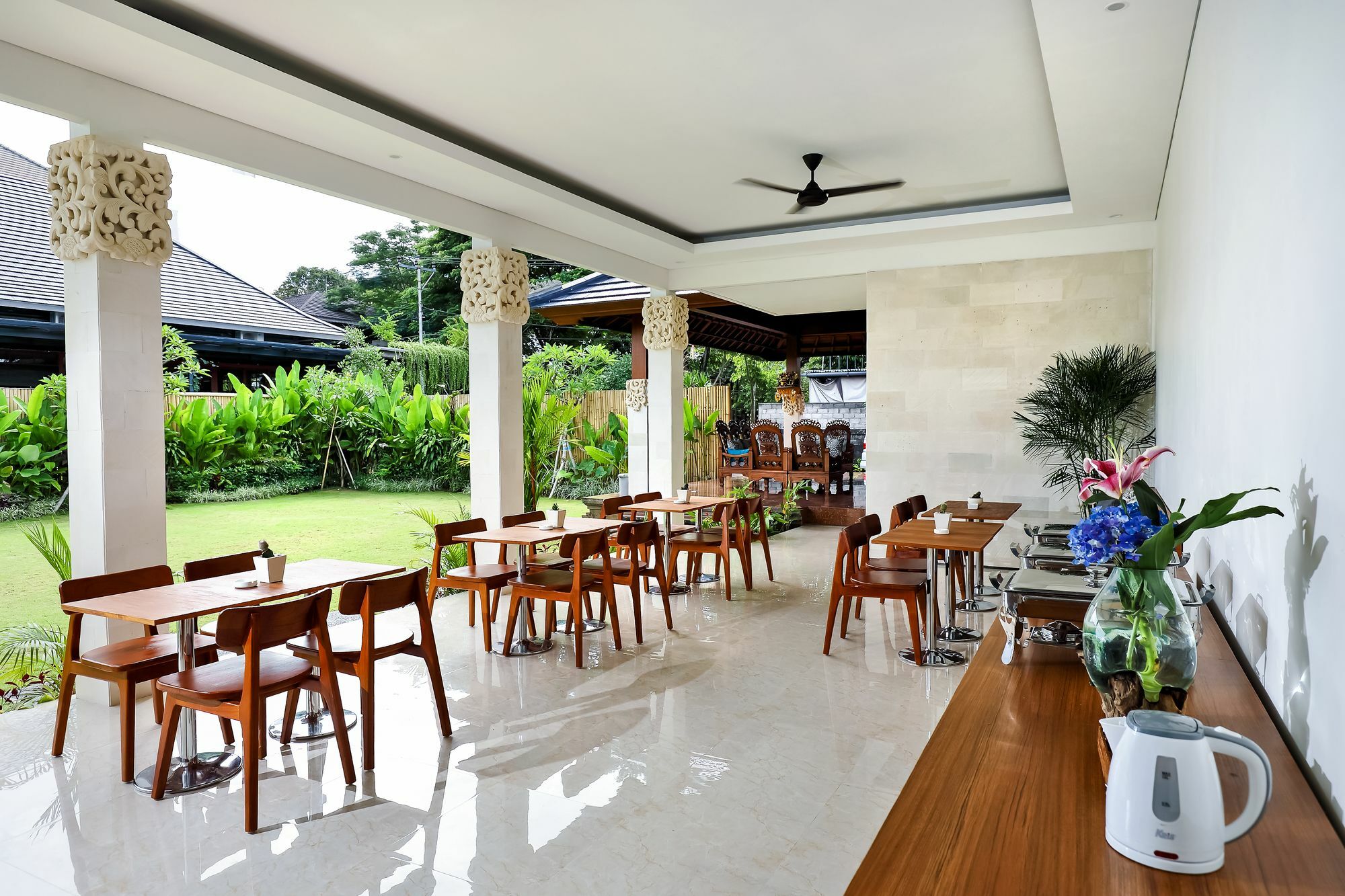 Mahana Living Denpasar  Exterior photo